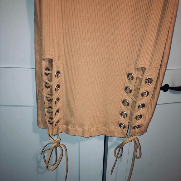 Kendall & Kylie Dress - Picture 2 of 6